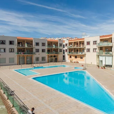 Summer In Paradise - Sea View And Pool In Lägenhet Ericeira